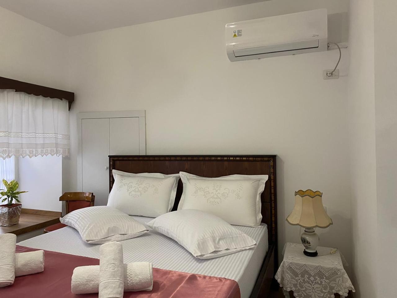 Yuri Guest House Gjirokaster Luaran gambar